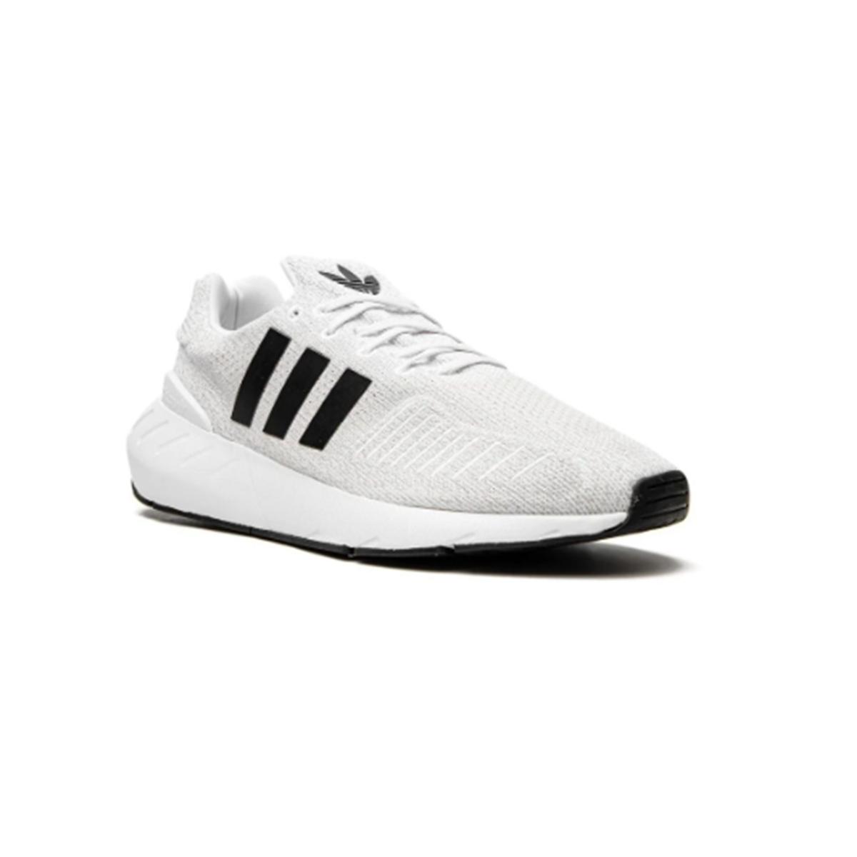 Imagem 2 do produto Tênis Esportivo Masculino Branco/Preto Adidas