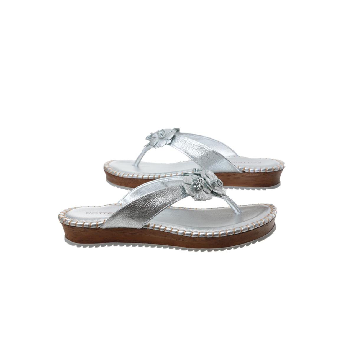 Imagem 3 do produto Tamanco Feminino Metalizado Flores Bottero 020189